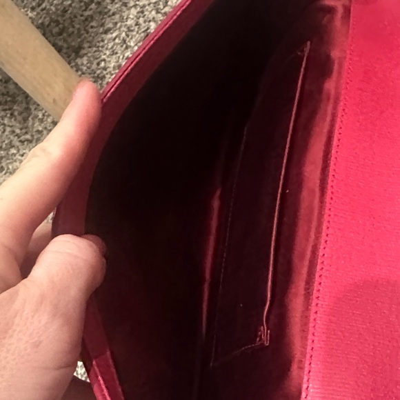 ❤️❤️❤️Last Chance❤️❤️❤️Yves Saint Laurent Bold Red Clutch - Picture 8 of 12